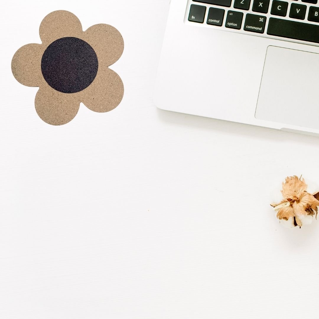 Flower Cork Coaster – Cute Desk & Drink Coaster (4” Round, Natural Cork) - Splash of Charm