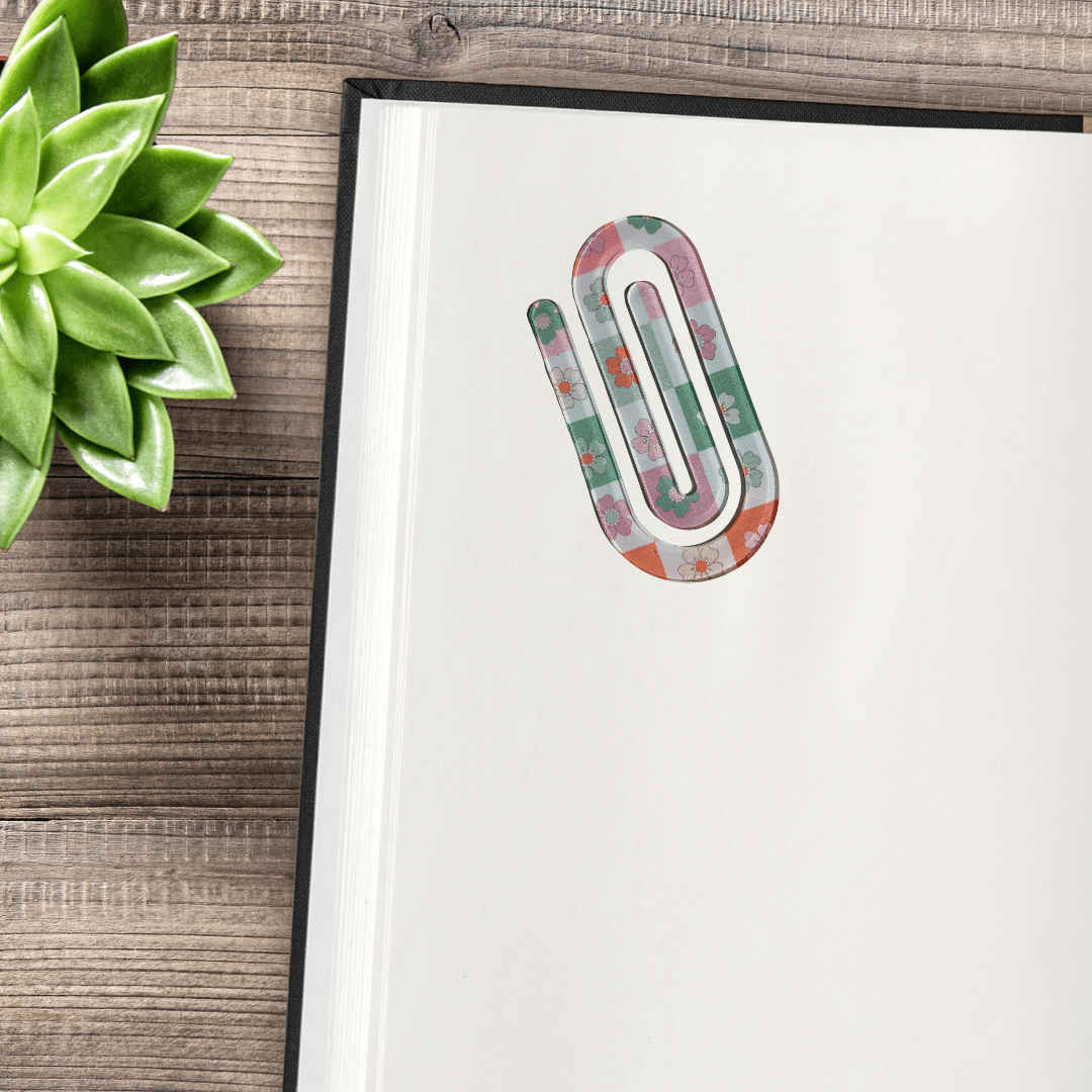 πΌ Flowers and Checkers Jumbo Acrylic Paper Clip - Splash of Charm